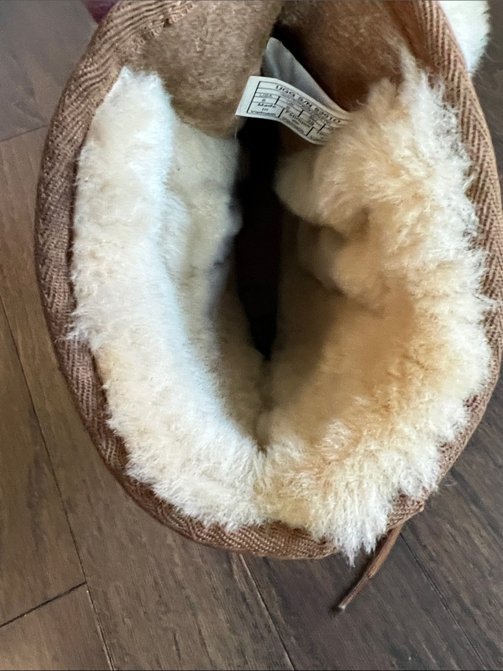 UGG Mukluk Revival Boots - Picture 9 of 11